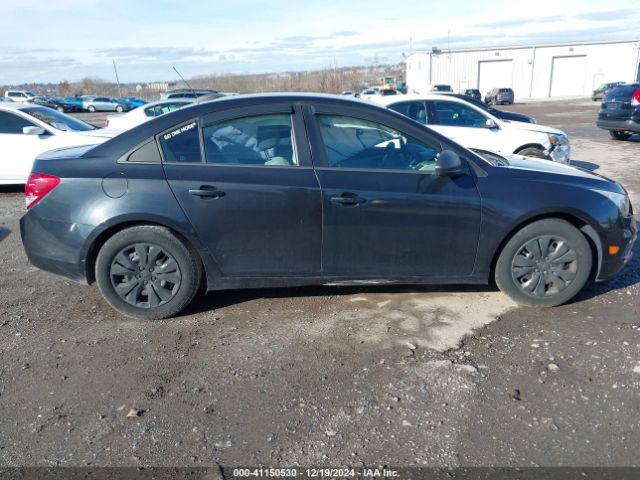 1G1PA5SG0F7114446 Chevrolet Cruze Ls Auto