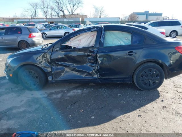 1G1PA5SG0F7114446 Chevrolet Cruze Ls Auto