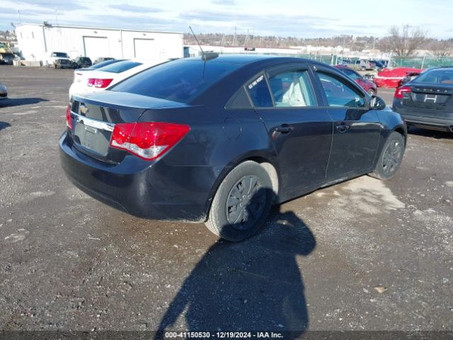 1G1PA5SG0F7114446 Chevrolet Cruze Ls Auto