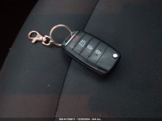 KNDJP3A50H7424759 KIA SOUL +