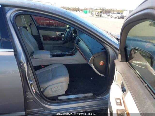 2009 JAGUAR XF SAJWA05B49HR42330 Photo 4