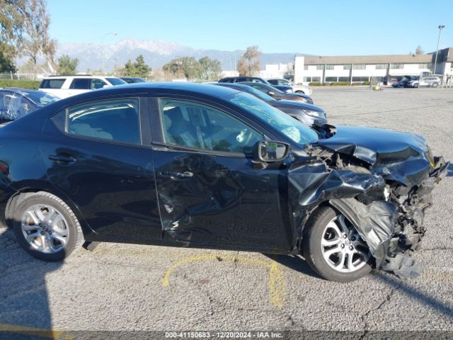3MYDLBZVXGY106220 Scion IA