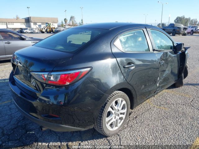 3MYDLBZVXGY106220 Scion IA