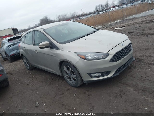 Ford FOCUS SE 2016 1FADP3KE0GL223712 Image 1