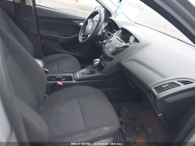 Ford FOCUS SE 2016 1FADP3KE0GL223712 Image 5