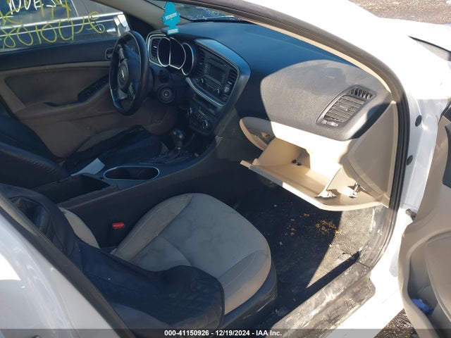 5XXGM4A75EG317669 KIA Optima Lx