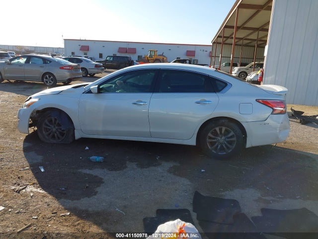 Nissan Altima 2.5 S 2015 1N4AL3AP2FC578347 Image 14