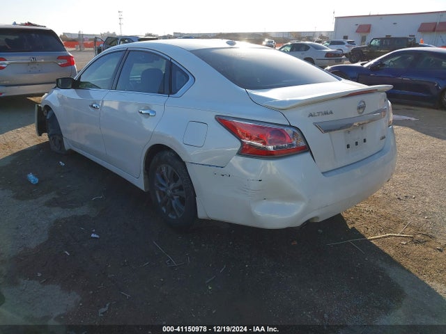Nissan Altima 2.5 S 2015 1N4AL3AP2FC578347 Image 3