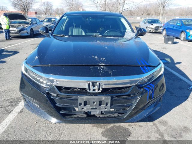 1HGCV1F90JA000538 Honda Accord Touring
