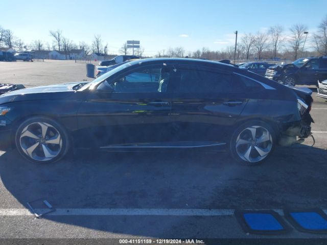 1HGCV1F90JA000538 Honda Accord Touring