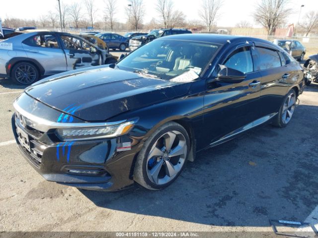 1HGCV1F90JA000538 Honda Accord Touring