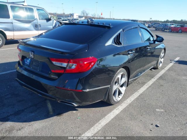 1HGCV1F90JA000538 Honda Accord Touring