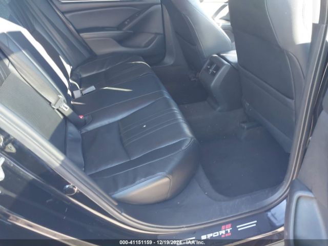 1HGCV1F90JA000538 Honda Accord Touring