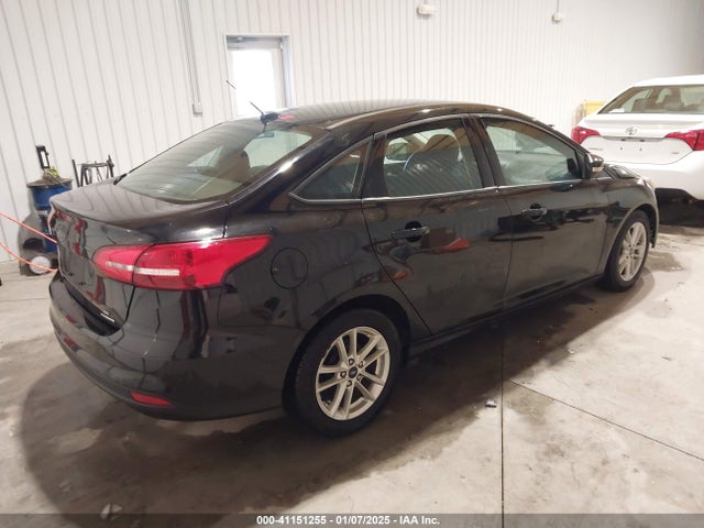 Ford FOCUS SE 2016 1FADP3F20GL386568 Image 4