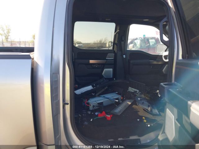 1FTFW1E84PFA28131 Ford F-150 Platinum