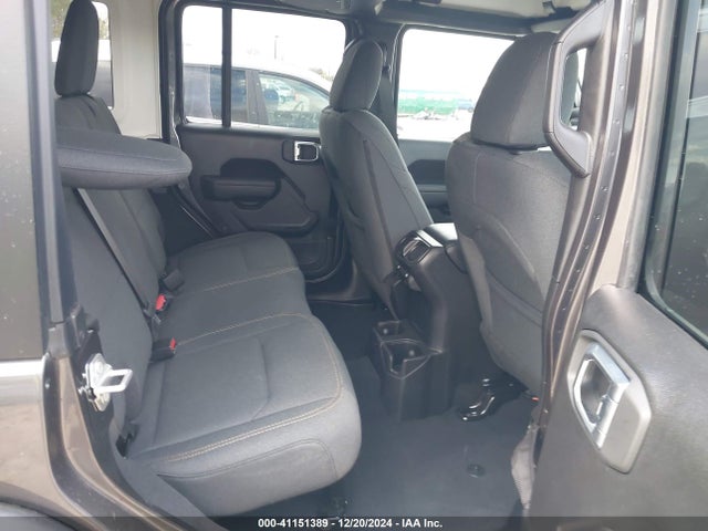 1C4PJXDG5RW244541 Jeep Wrangler 4-door Sport S 4x4