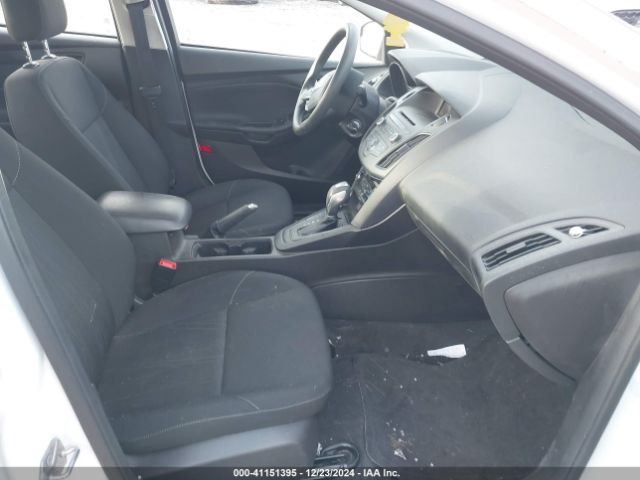 1FADP3FE2GL308786 Ford FOCUS SE