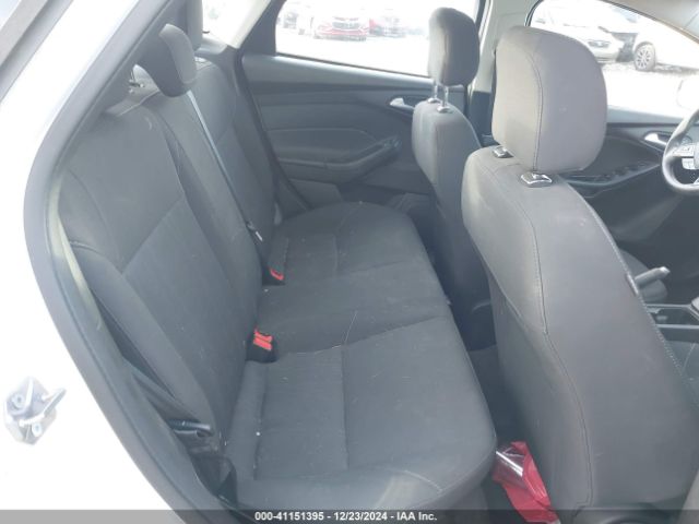 1FADP3FE2GL308786 Ford FOCUS SE