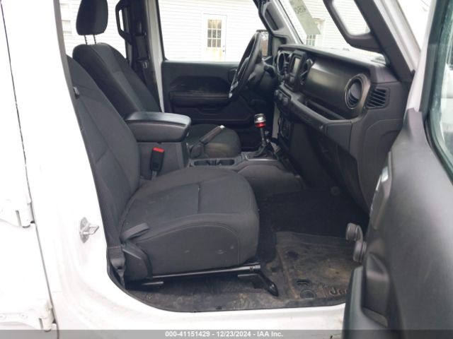 1C4HJXDG2KW613382 Jeep Wrangler Unlimited Sport 4x4