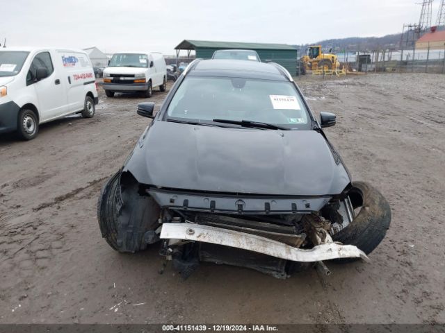 WDCTG4GB8FJ059012 Mercedes-Benz Gla 250 4matic