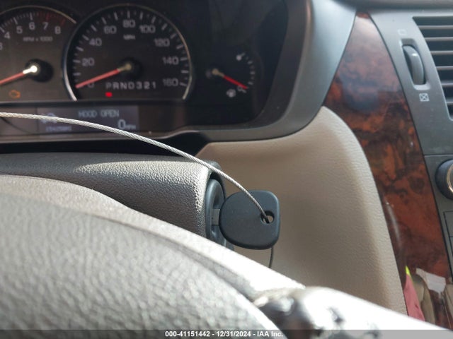 2010 CADILLAC DTS 1G6KH5EY3AU125018 Photo 10