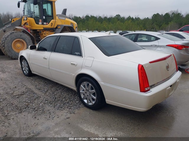 2010 CADILLAC DTS 1G6KH5EY3AU125018 Photo 2