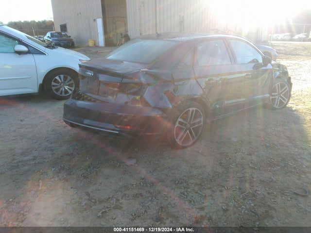 2017 AUDI A3 WAUAUGFF6H1037800 Photo 3