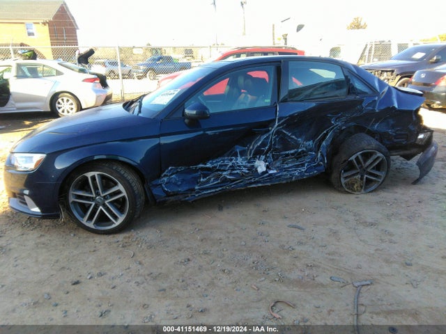 2017 AUDI A3 WAUAUGFF6H1037800 Photo 5