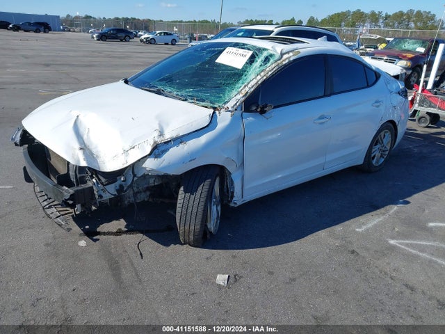 Hyundai Elantra Value Edition 2019 5NPD84LF6KH434351 Image 2