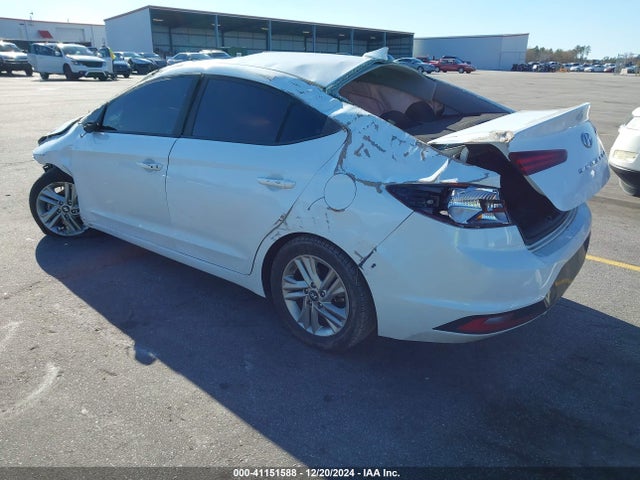 Hyundai Elantra Value Edition 2019 5NPD84LF6KH434351 Image 3