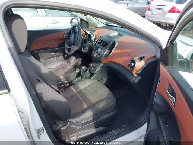 Chevrolet Sonic Lt Auto 2014 1G1JC5SH3E4136580 Image 5