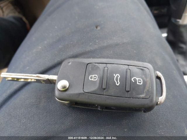 3VWJ17AT7HM628906 Volkswagen Beetle 1.8t Se/1.8t Sel