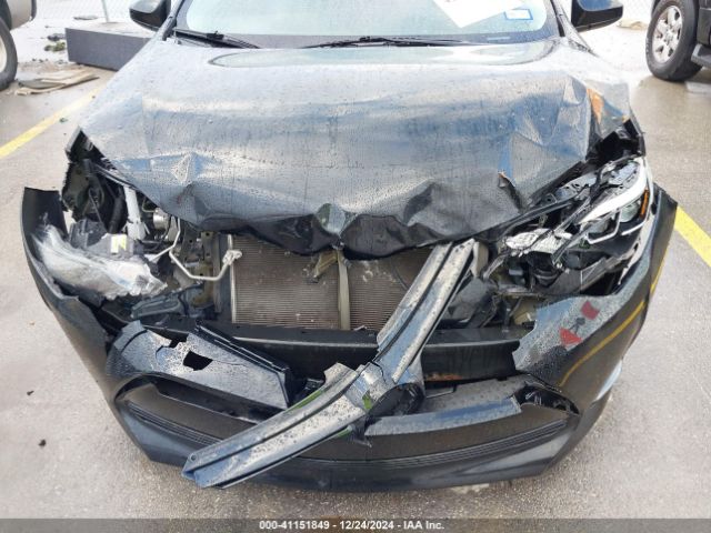 5YFBURHE5JP800964 Toyota Corolla Xle