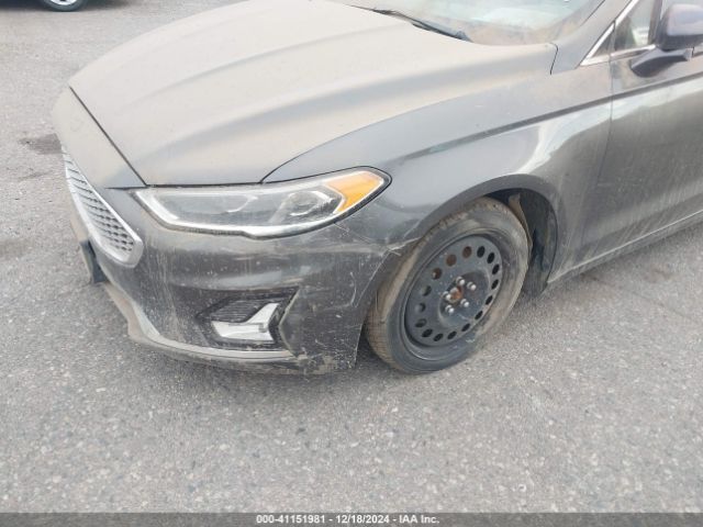 3FA6P0D92KR207688 Ford Fusion Titanium