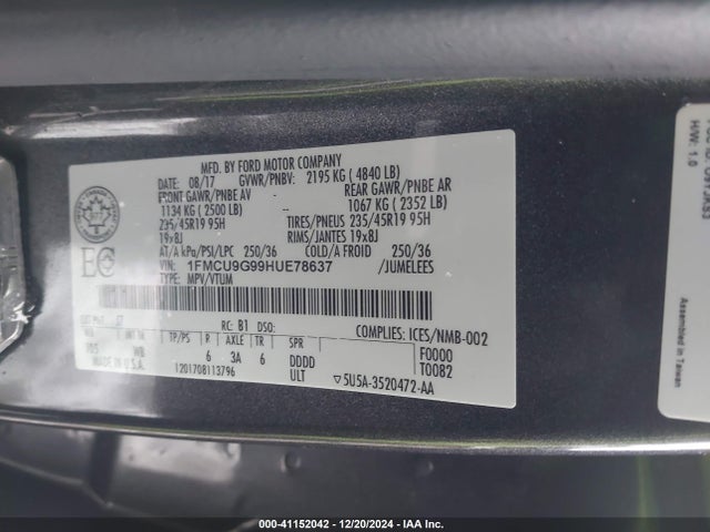 1FMCU9G99HUE78637 Ford ESCAPE SE
