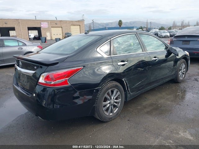 Nissan Altima 2.5 S 2015 1N4AL3AP7FC244363 Image 4