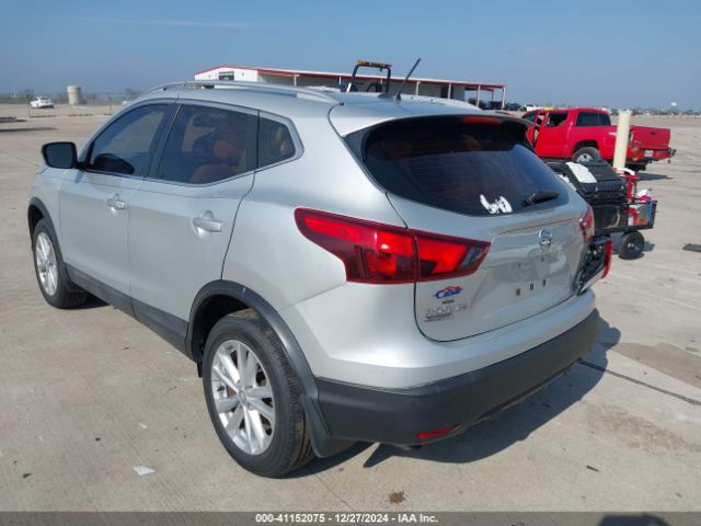 JN1BJ1CP8JW184996 Nissan Rogue Sport Sv