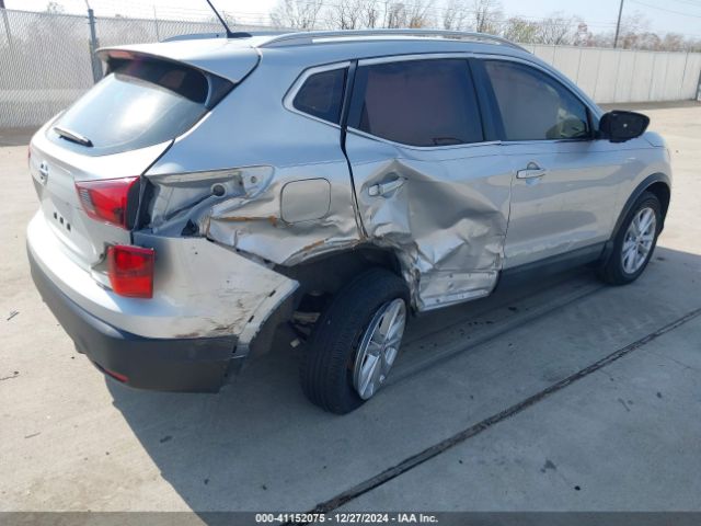JN1BJ1CP8JW184996 Nissan Rogue Sport Sv