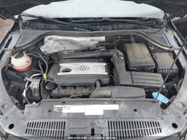 WVGAV7AX1HW511974 Volkswagen Tiguan 2.0t S
