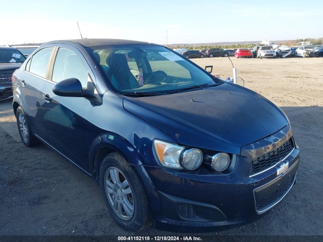 Chevrolet Sonic Lt Auto 2015 1G1JC5SH8F4173030 Image 6