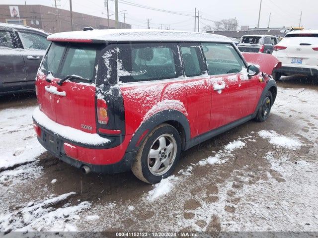 2009 MINI COOPER CLUBMAN WMWML335X9TN68606 Photo 3