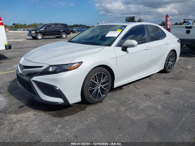 Toyota CAMRY SE 2024 4T1G11AK1RU238569 Image 2