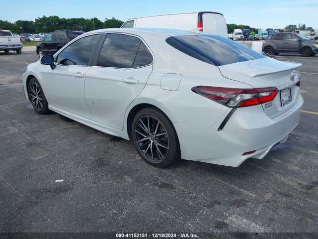 Toyota CAMRY SE 2024 4T1G11AK1RU238569 Image 3
