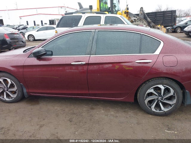 Honda Accord 2017 1HGCR2F72HA129755 Image 27