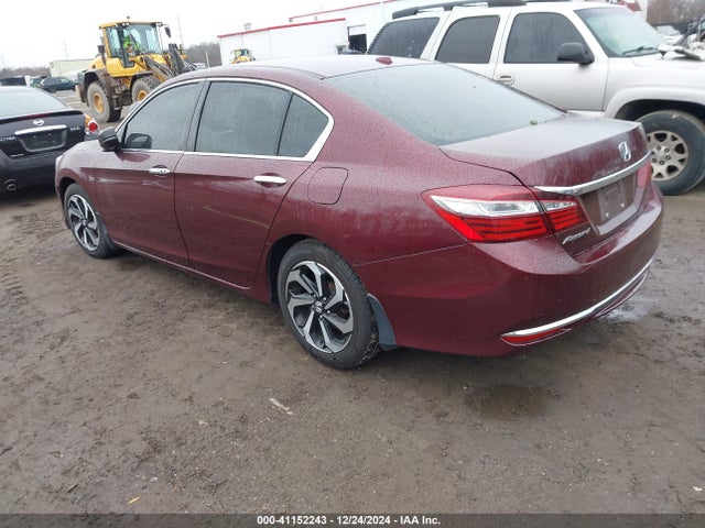 Honda Accord 2017 1HGCR2F72HA129755 Image 16