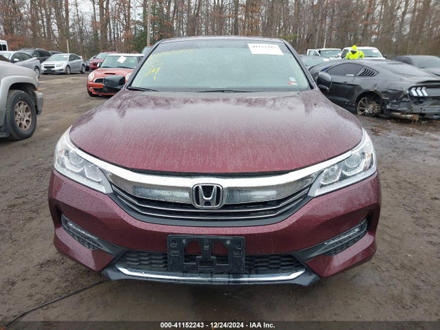 Honda Accord 2017 1HGCR2F72HA129755 Image 19