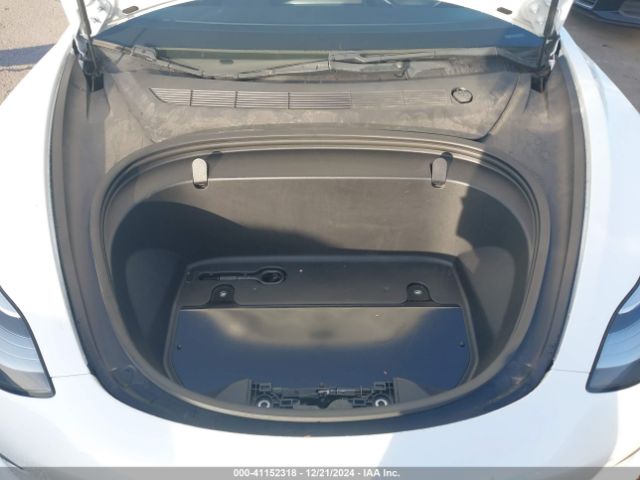 5YJ3E1EB6JF131130 Tesla Model 3 Long Range/performance