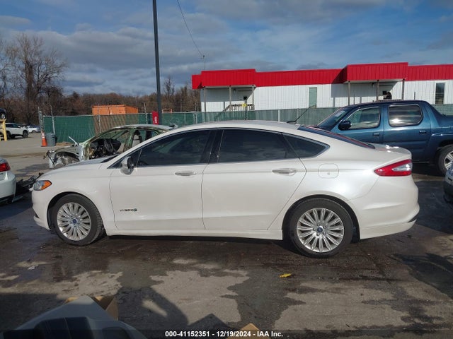 Ford Fusion Hybrid Se 2015 3FA6P0LU7FR189412 Image 14