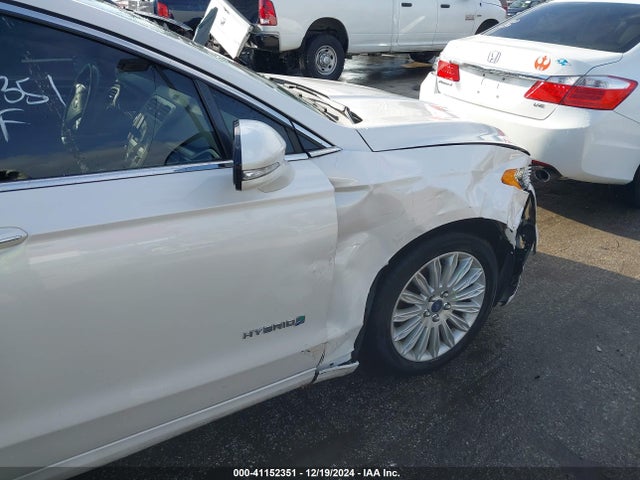 Ford Fusion Hybrid Se 2015 3FA6P0LU7FR189412 Image 17
