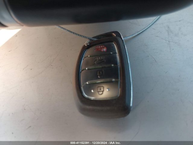 KMHC75LC7HU026283 Hyundai Ioniq Hybrid Sel